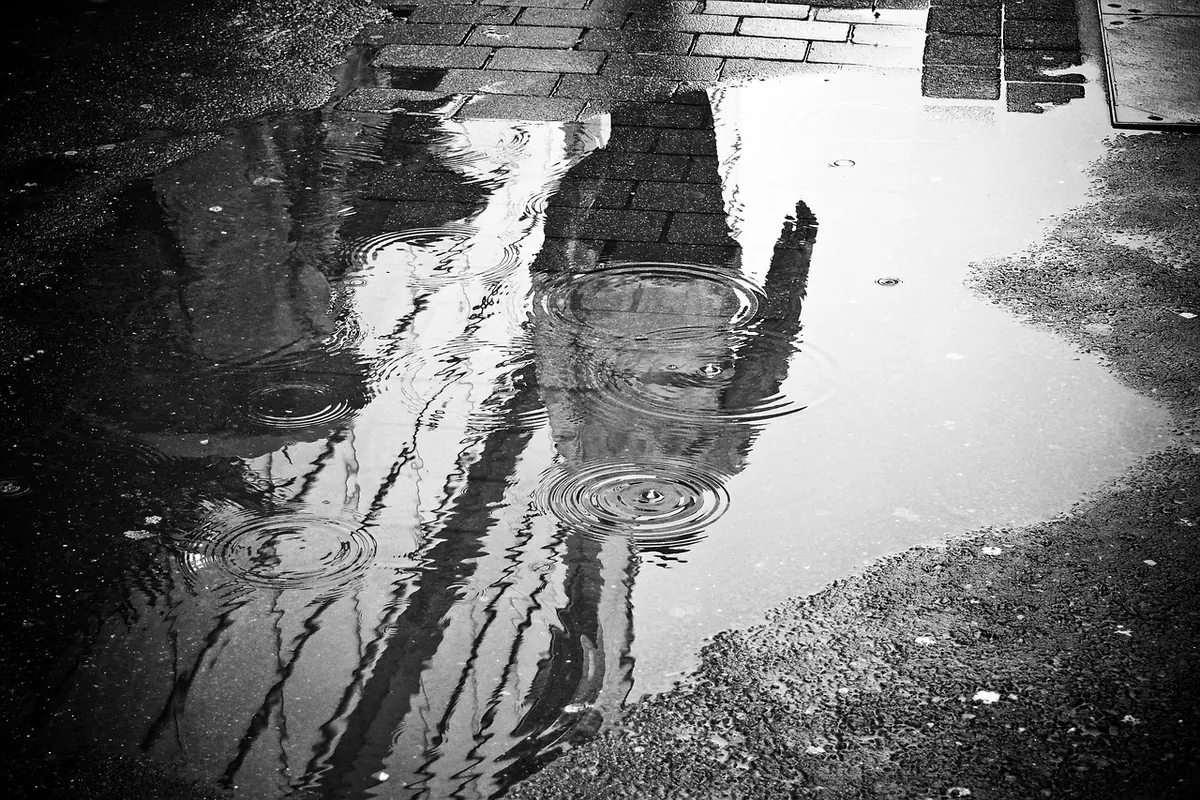 How to Walk Safely on Wet Cobblestones: A Step-by-Step Guide